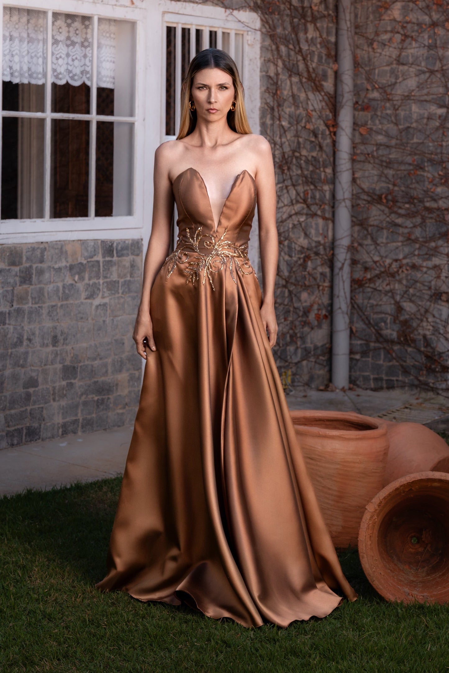 AURILLAC DRESS - Mocha Mousse