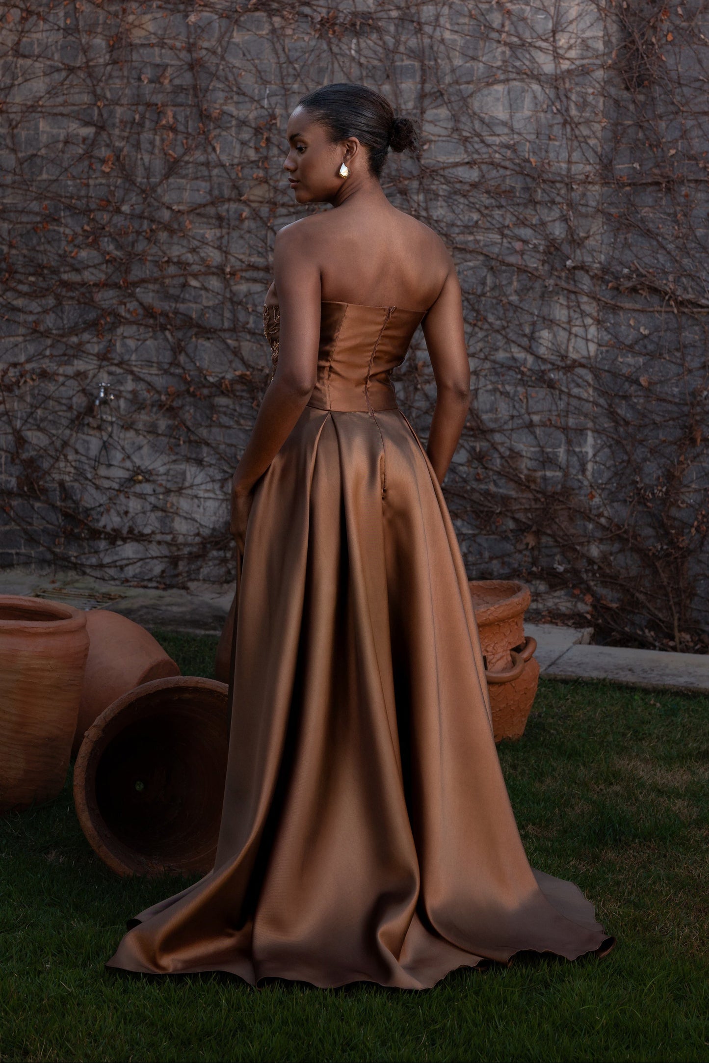 BERGERAC DRESS - Mocha Mousse