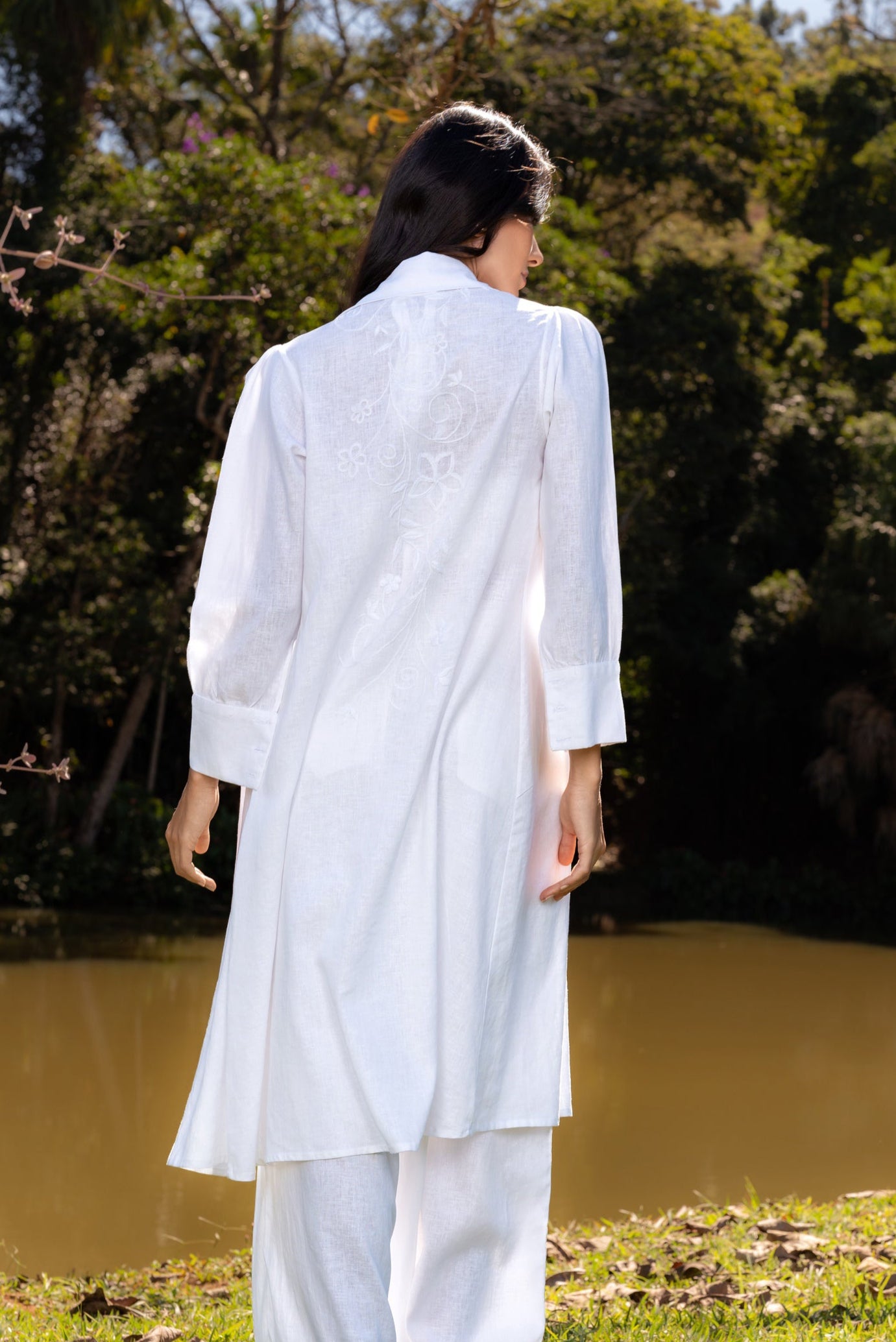 VITÓRIA LINEN CHEMISE WITH HALTERNECK - White