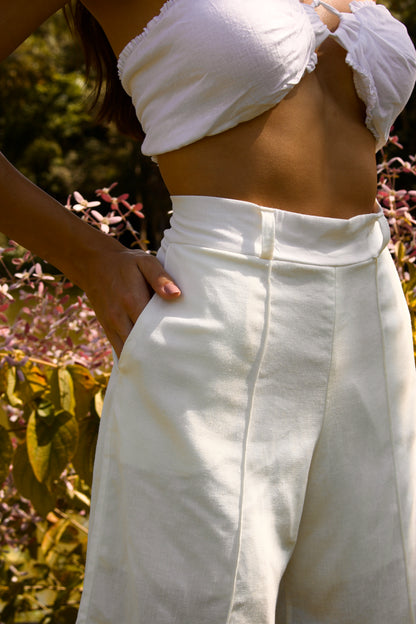 PARATY LINEN SHORTS - Off White
